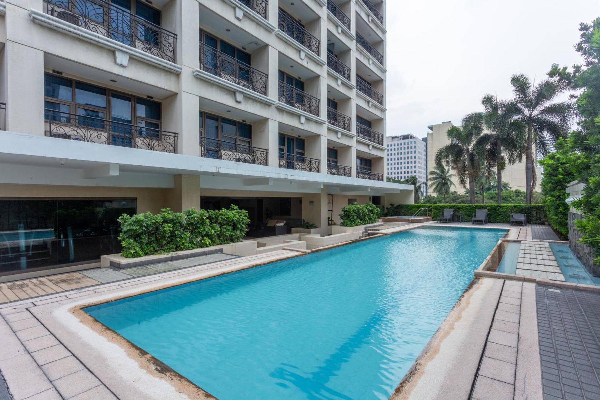 La Breza Hotel Quezon City Exterior foto